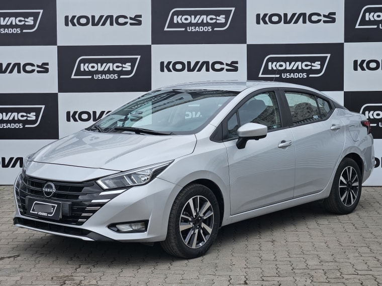 Nissan Versa Versa año 2024