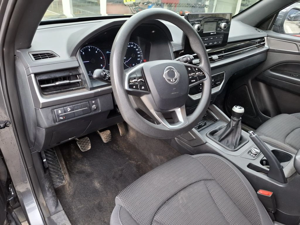 Ssangyong Musso Grand 4x4 2.2 D año 2024