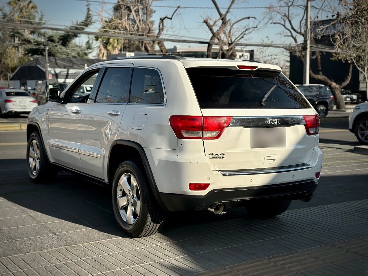Jeep Grand Cherokee Limited año 2011
