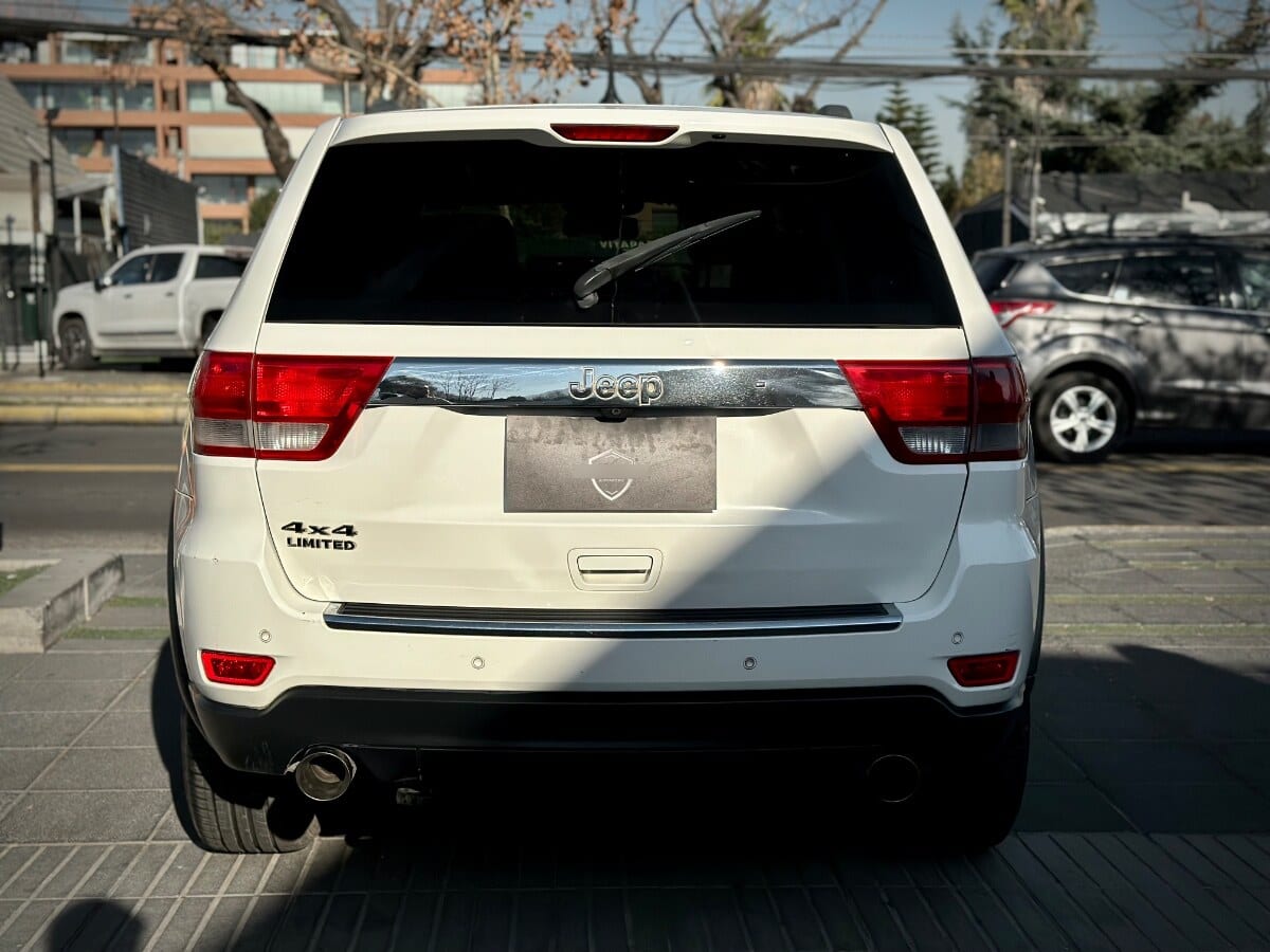 Jeep Grand Cherokee Limited año 2011