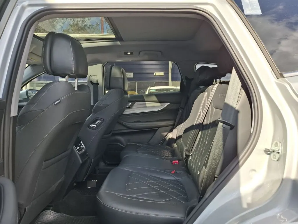 Chery Tiggo 8 Pro 1.5t Phev Hybrid 4x2 At 5p año 2024