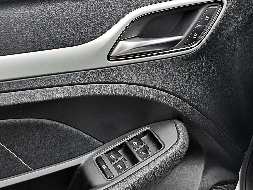 MG Zs 1..5 Comfort 4x2 At 5p año 2023