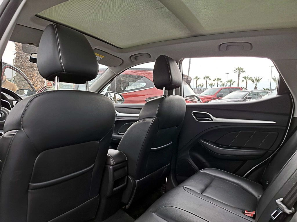 MG Zs 1..5 Comfort 4x2 At 5p año 2023