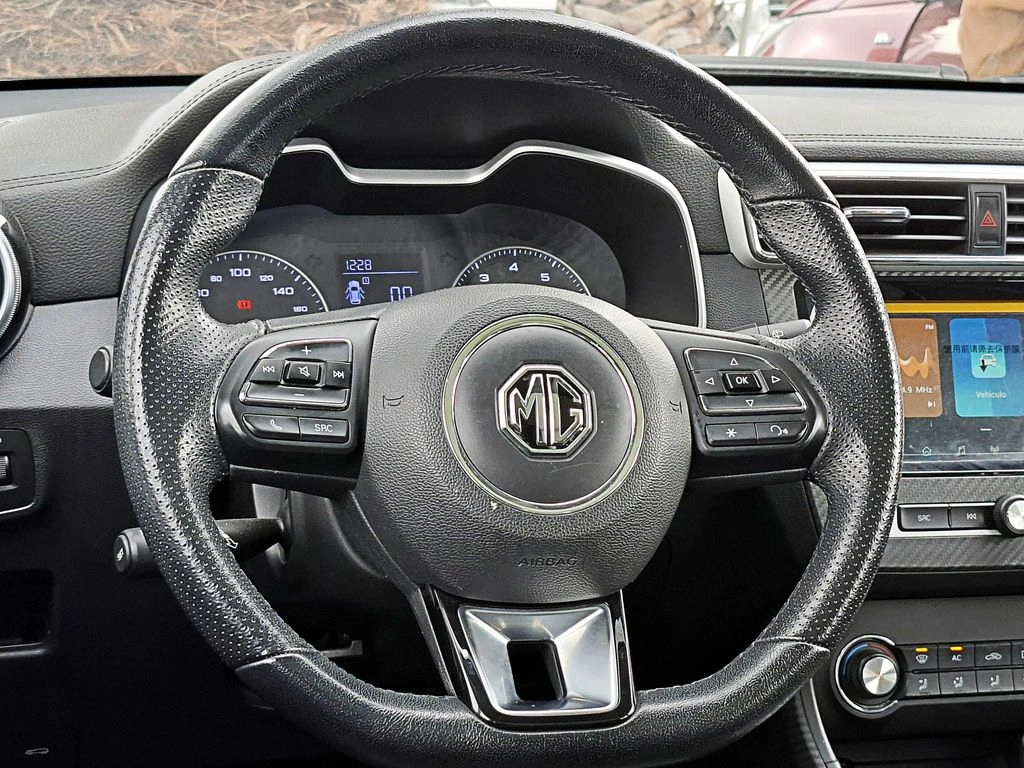 MG Zs 1..5 Comfort 4x2 At 5p año 2023