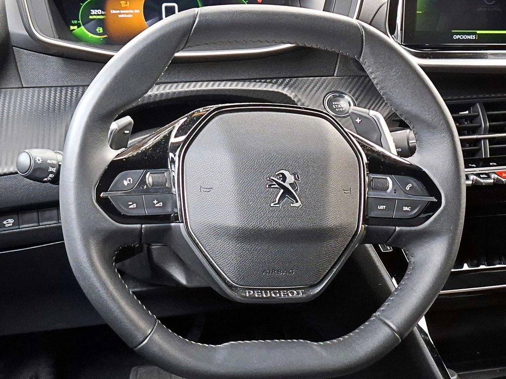 Peugeot 2008 Blue Hdi 130 1.5 At año 2024