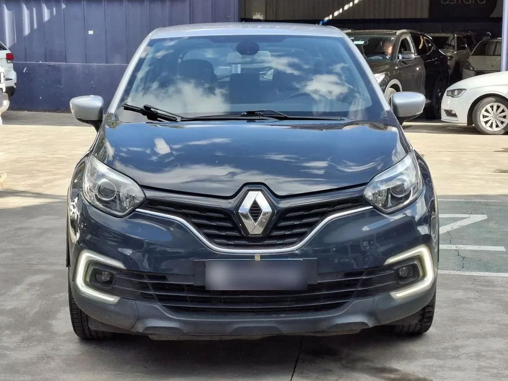 Renault Captur 1.5 Zen Diesel F2 4x2 Mt 5p año 2018