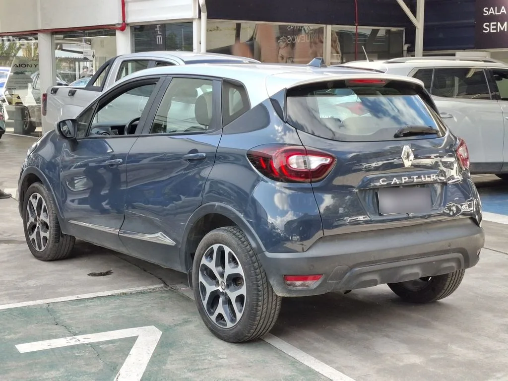 Renault Captur 1.5 Zen Diesel F2 4x2 Mt 5p año 2018