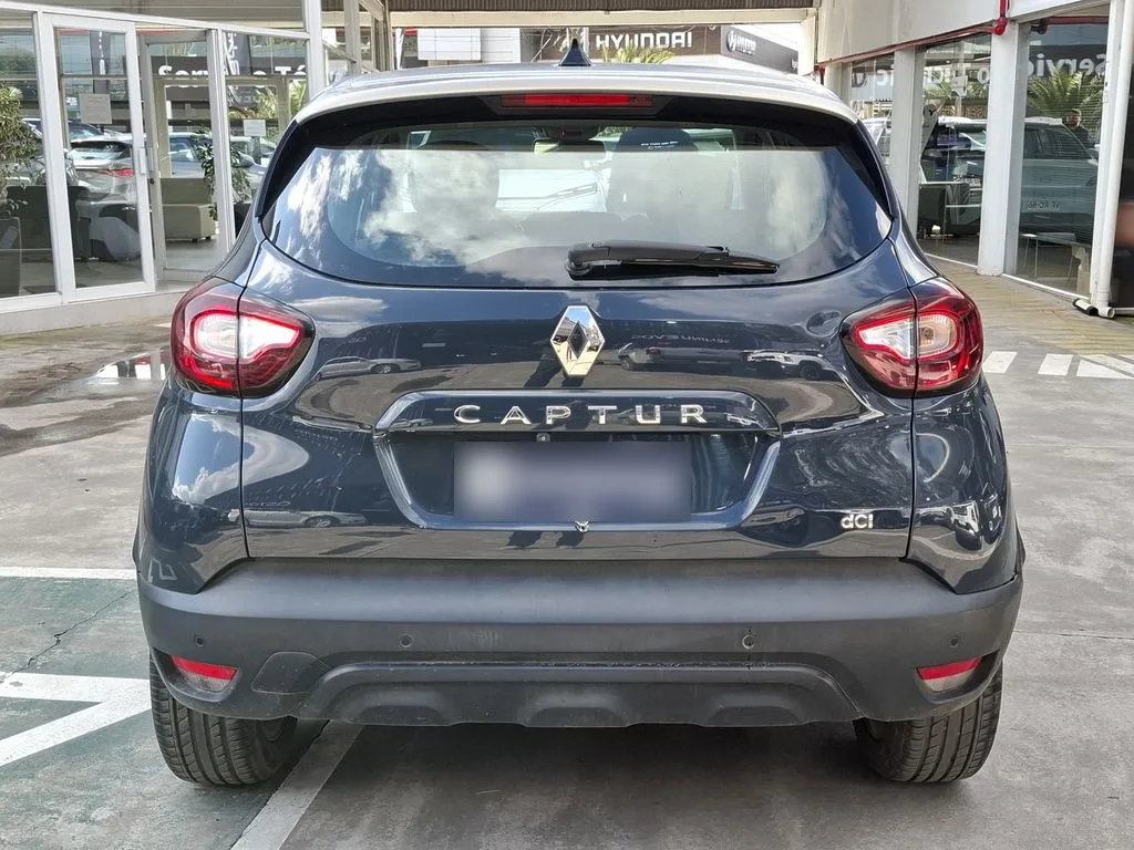 Renault Captur 1.5 Zen Diesel F2 4x2 Mt 5p año 2018