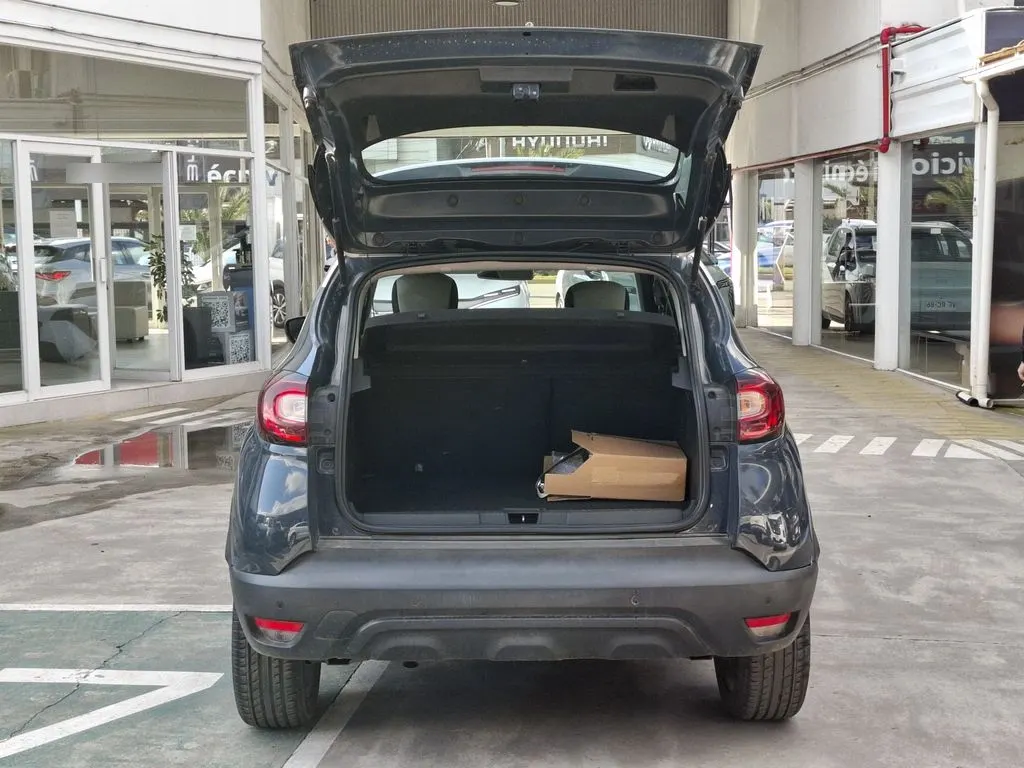 Renault Captur 1.5 Zen Diesel F2 4x2 Mt 5p año 2018