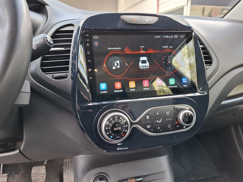 Renault Captur 1.5 Zen Diesel F2 4x2 Mt 5p año 2018