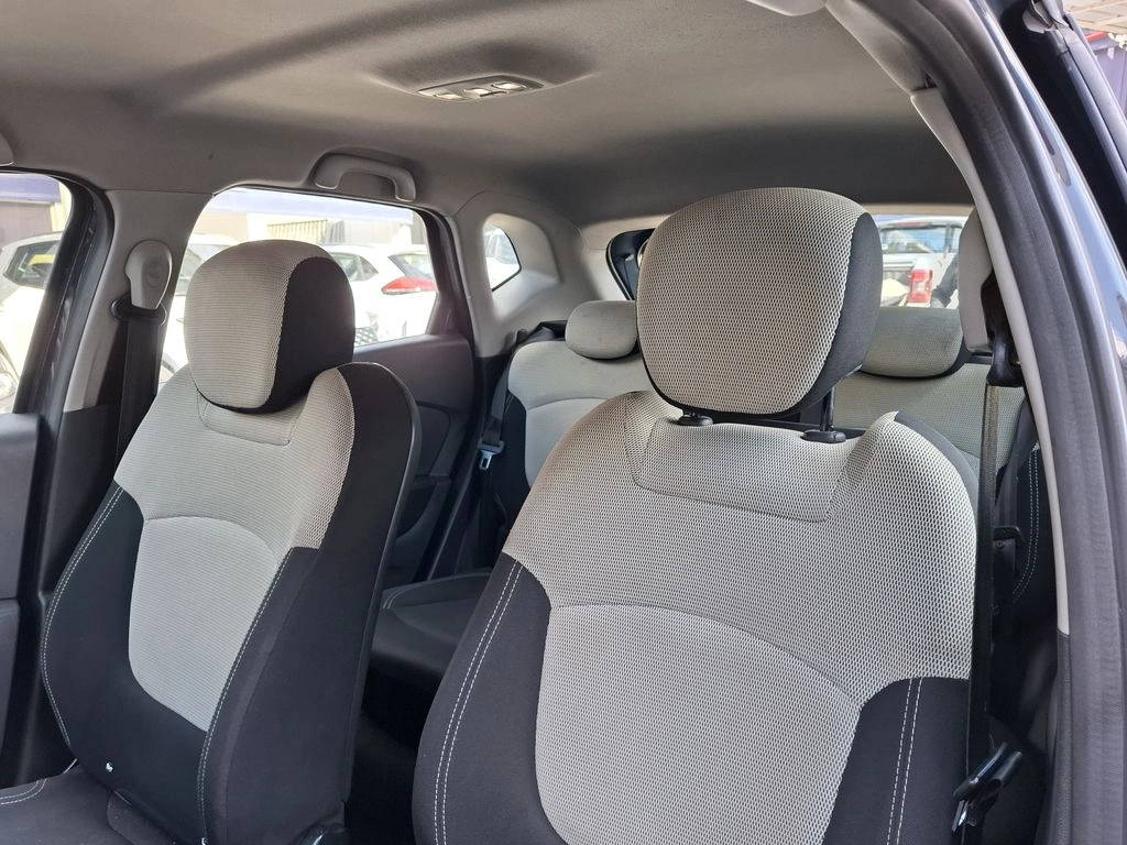 Renault Captur 1.5 Zen Diesel F2 4x2 Mt 5p año 2018