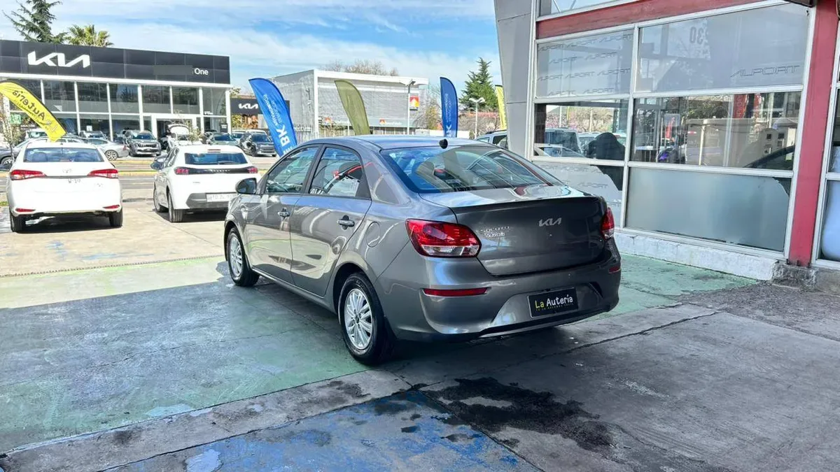 Kia Soluto Mpi 1.4 Mt año 2026