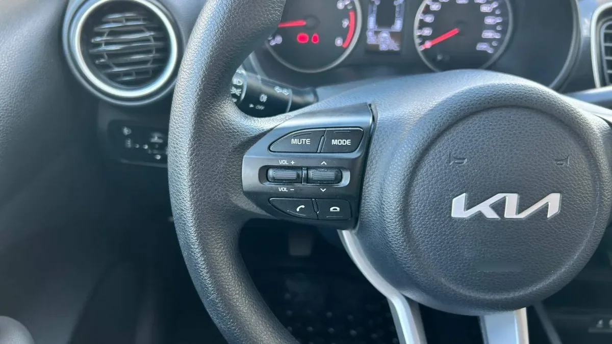 Kia Soluto Mpi 1.4 Mt año 2026