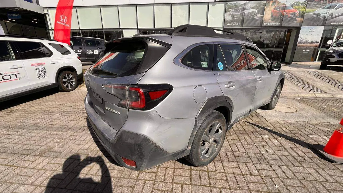Subaru Outback 2.5i Xs Awd Cvt At 5p año 2022