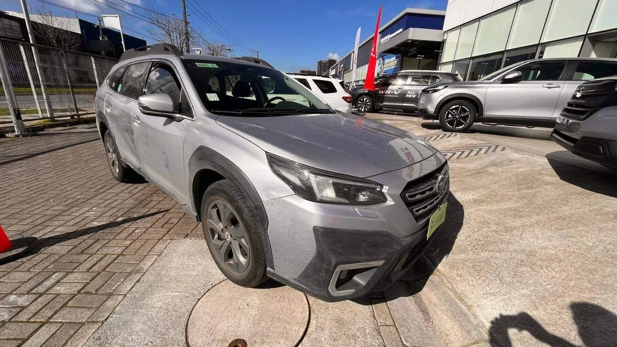 Subaru Outback 2.5i Xs Awd Cvt At 5p año 2022