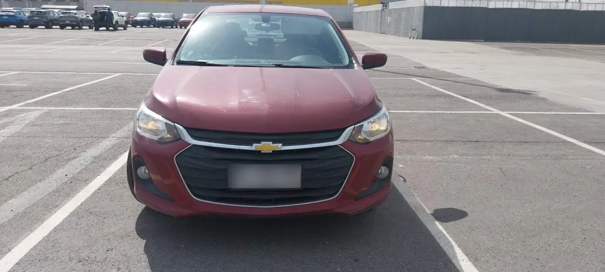 Chevrolet Onix 1.0t Ltz P2 4x2 Sdn Mt5 4p año 2024