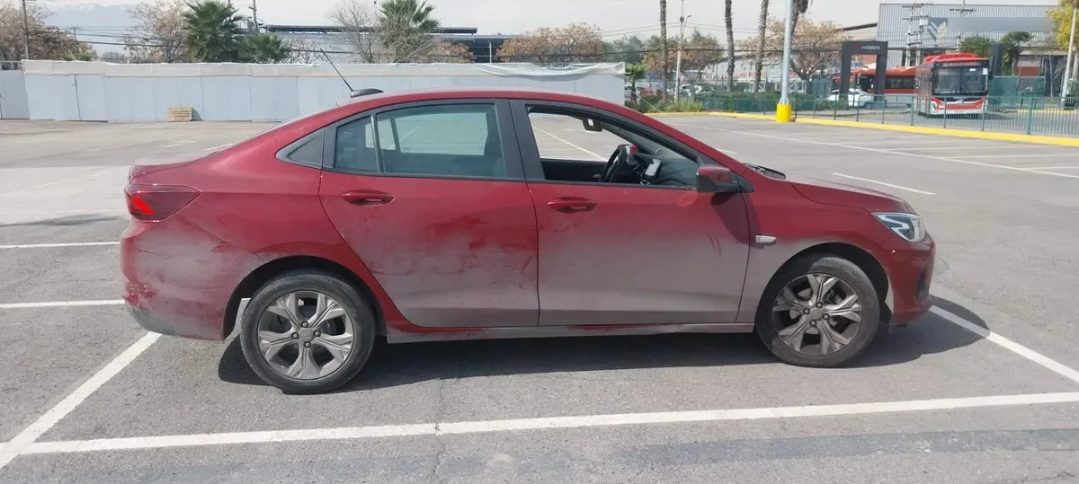 Chevrolet Onix 1.0t Ltz P2 4x2 Sdn Mt5 4p año 2024