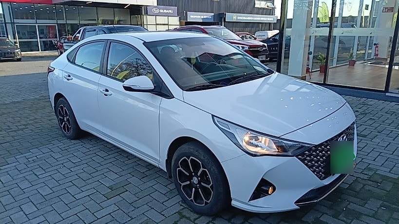 Hyundai Accent 1.4 Hci Plus 4x2 Mt 4p año 2024