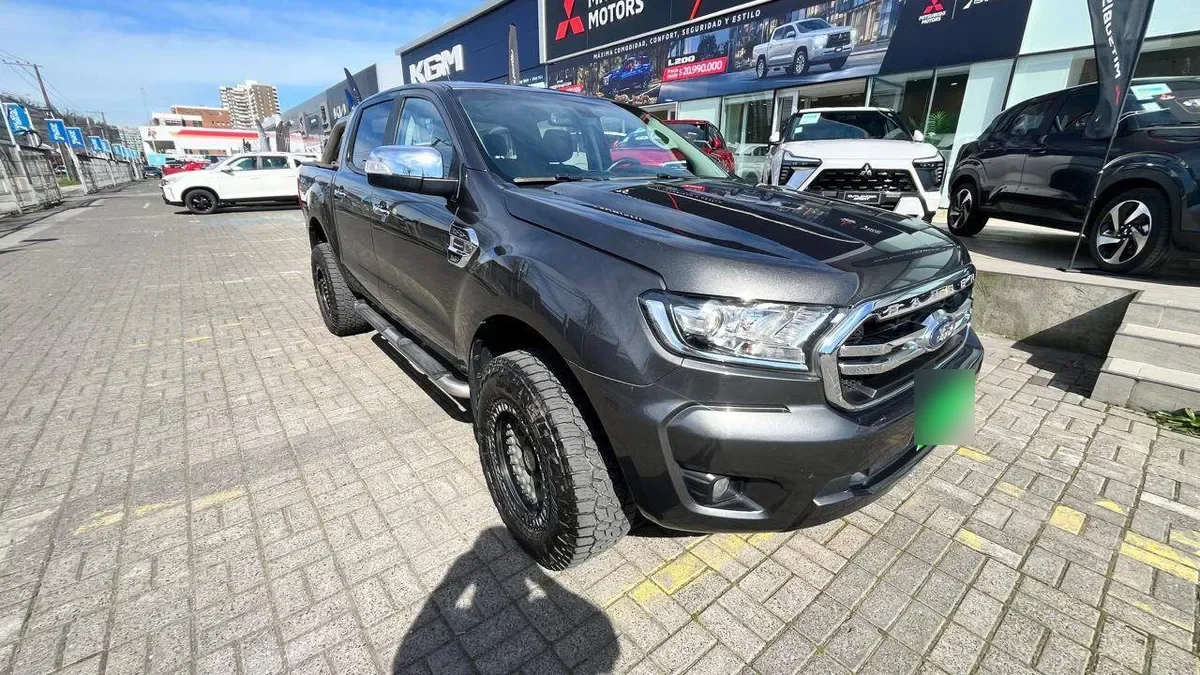 Ford Ranger 2.5 Xlt Euro 6 4x2 Dob. Cab. Mt 4p año 2023