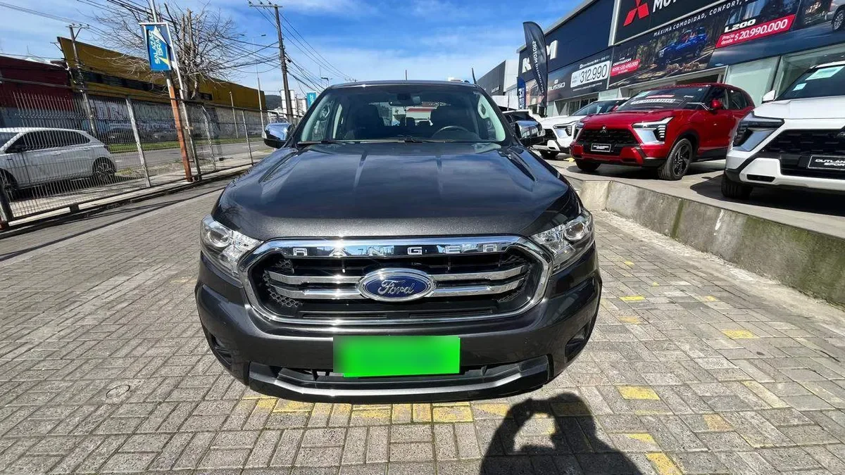 Ford Ranger 2.5 Xlt Euro 6 4x2 Dob. Cab. Mt 4p año 2023