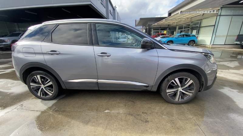 Peugeot 3008 1.5 Allure Bluehdi Diesel 4x2 130 Eat6 5p año 2021