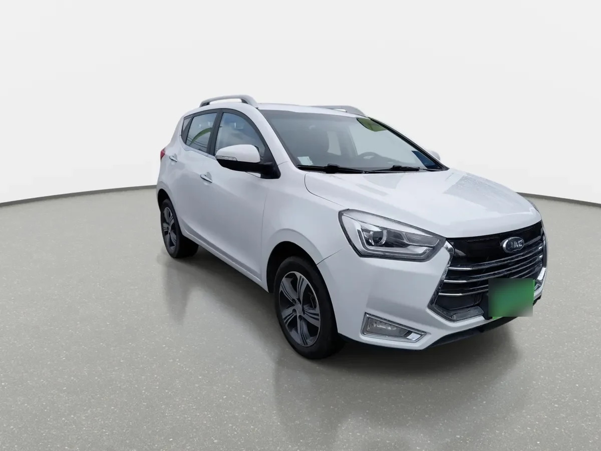 JAC Js2 1.5 Comfort 4x2 Mt 5p año 2022