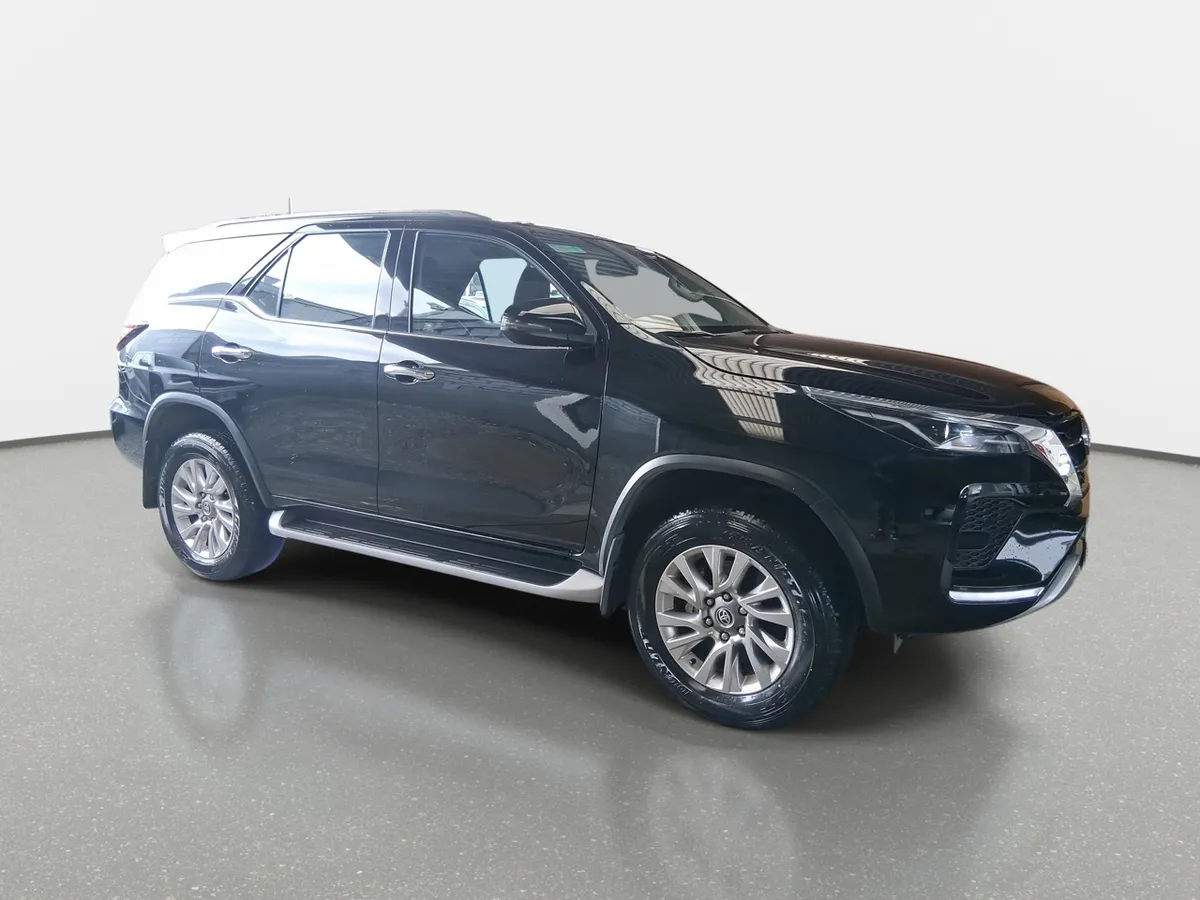 Toyota Fortunner 2.7 Srx 4x2 At 5p año 2022