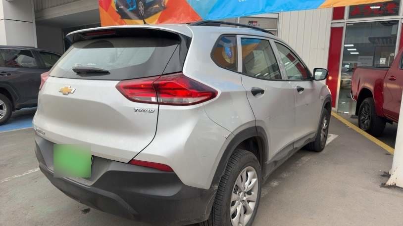 Chevrolet Tracker 1.2t Ls Fwd Mt 5p año 2022