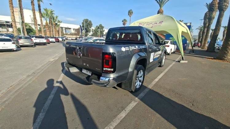 Volkswagen Amarok 3.0 Tdi Highline 4motion Diesel Awd Dob. Cab. At 4p año 2026