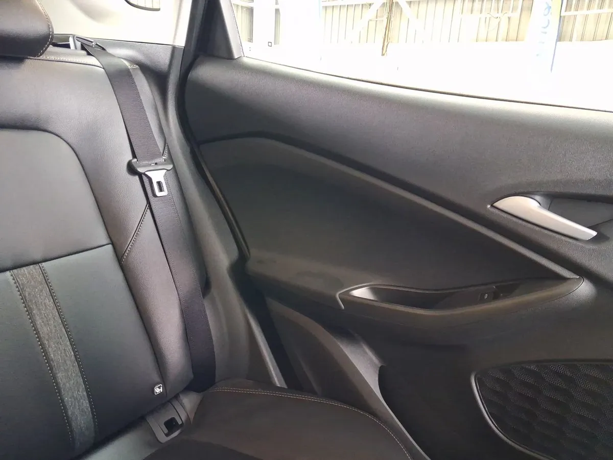 Chevrolet Tracker 1.2t Ltz T 4x2 At 5p año 2026