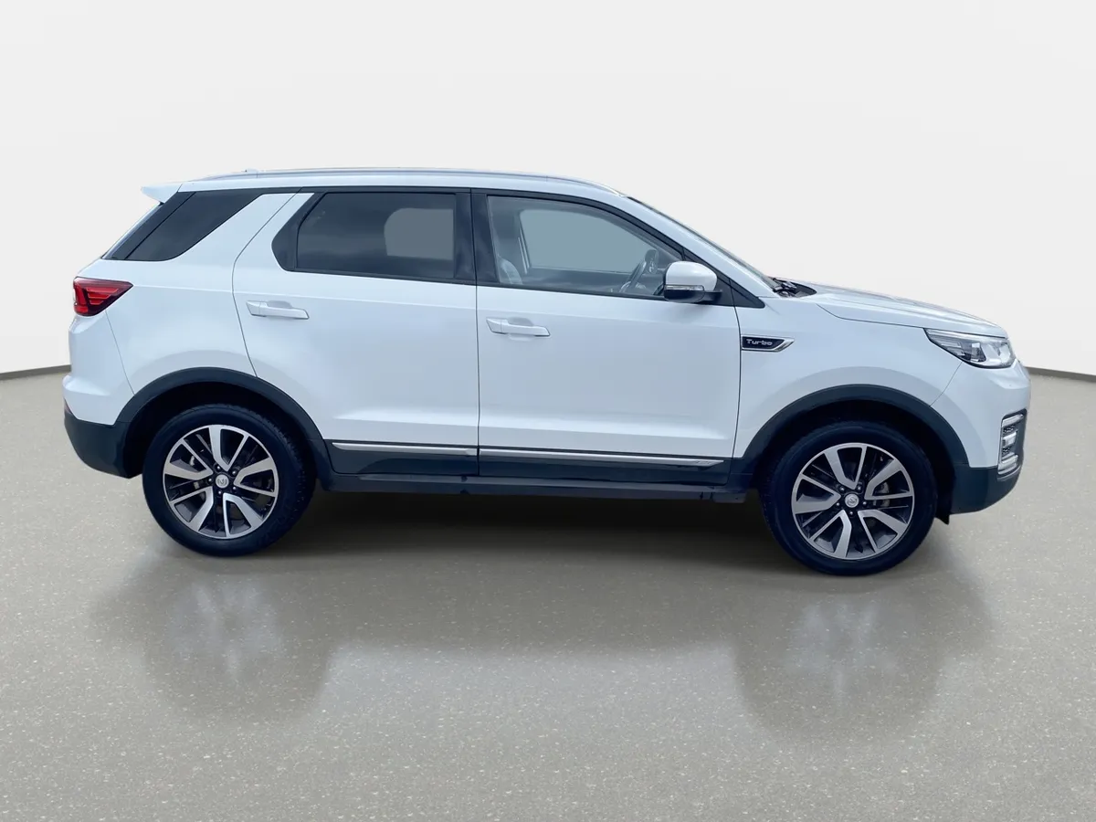 Changan Cs55 1.5 Luxury 4x2 Mt 5p año 2022