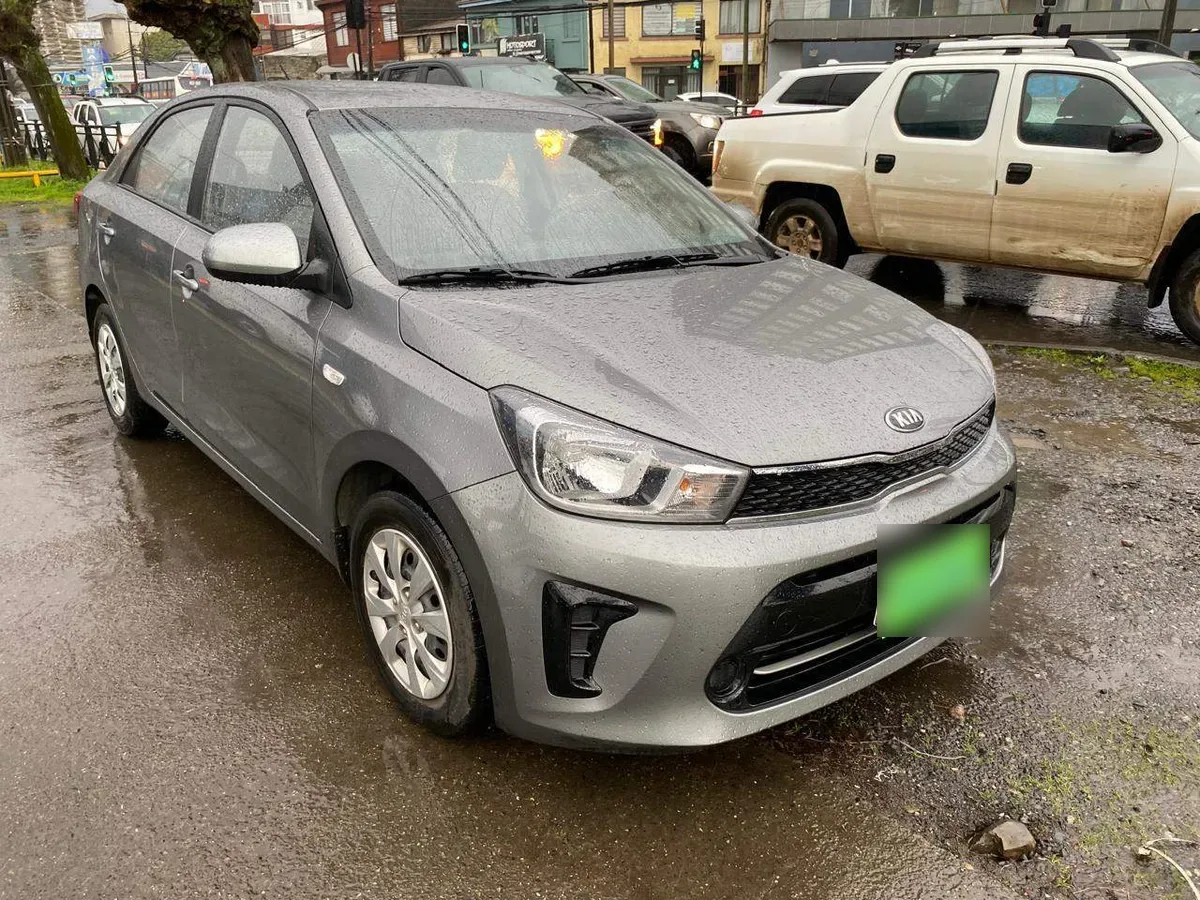 Kia Soluto 1.4 Lx 4x2 Mt 4p año 2020