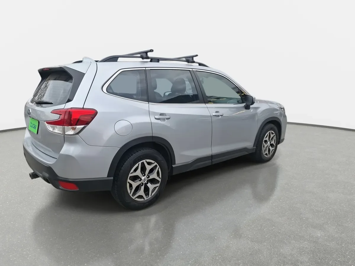 Subaru Forester 2.0i Dynamic Eyesight Awd At 5p año 2022