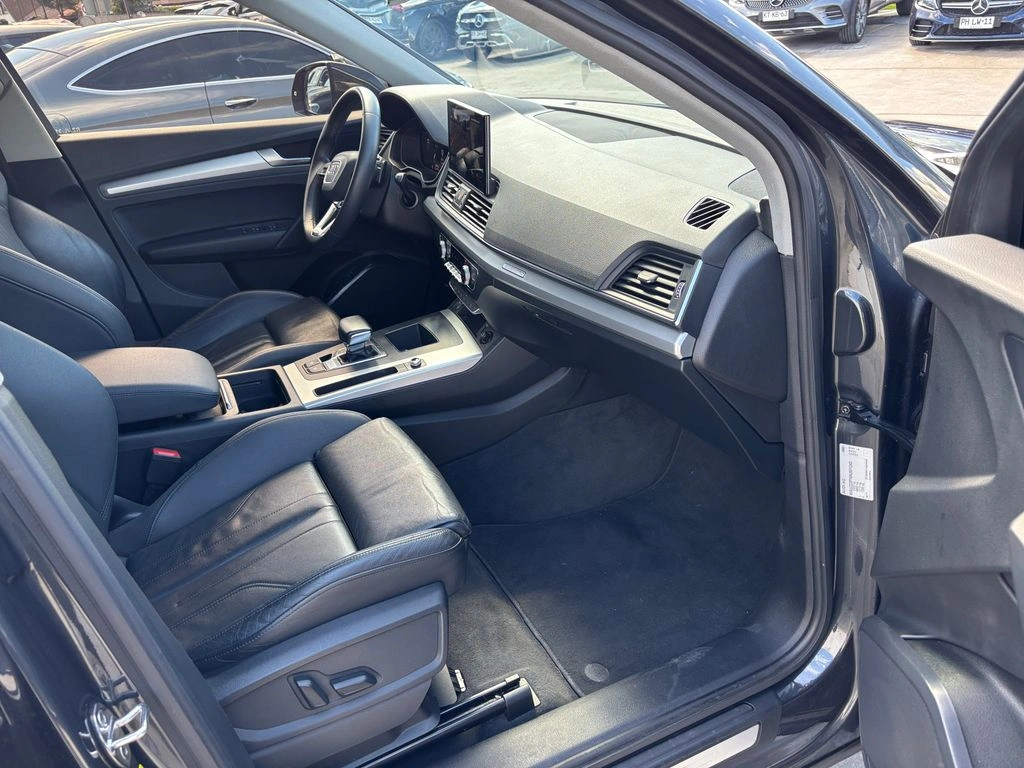 Audi Q5 2.0 Turbo año 2022
