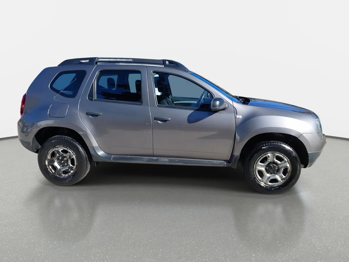 Renault Duster 1.6 Life 4x2 5mt 5p año 2020