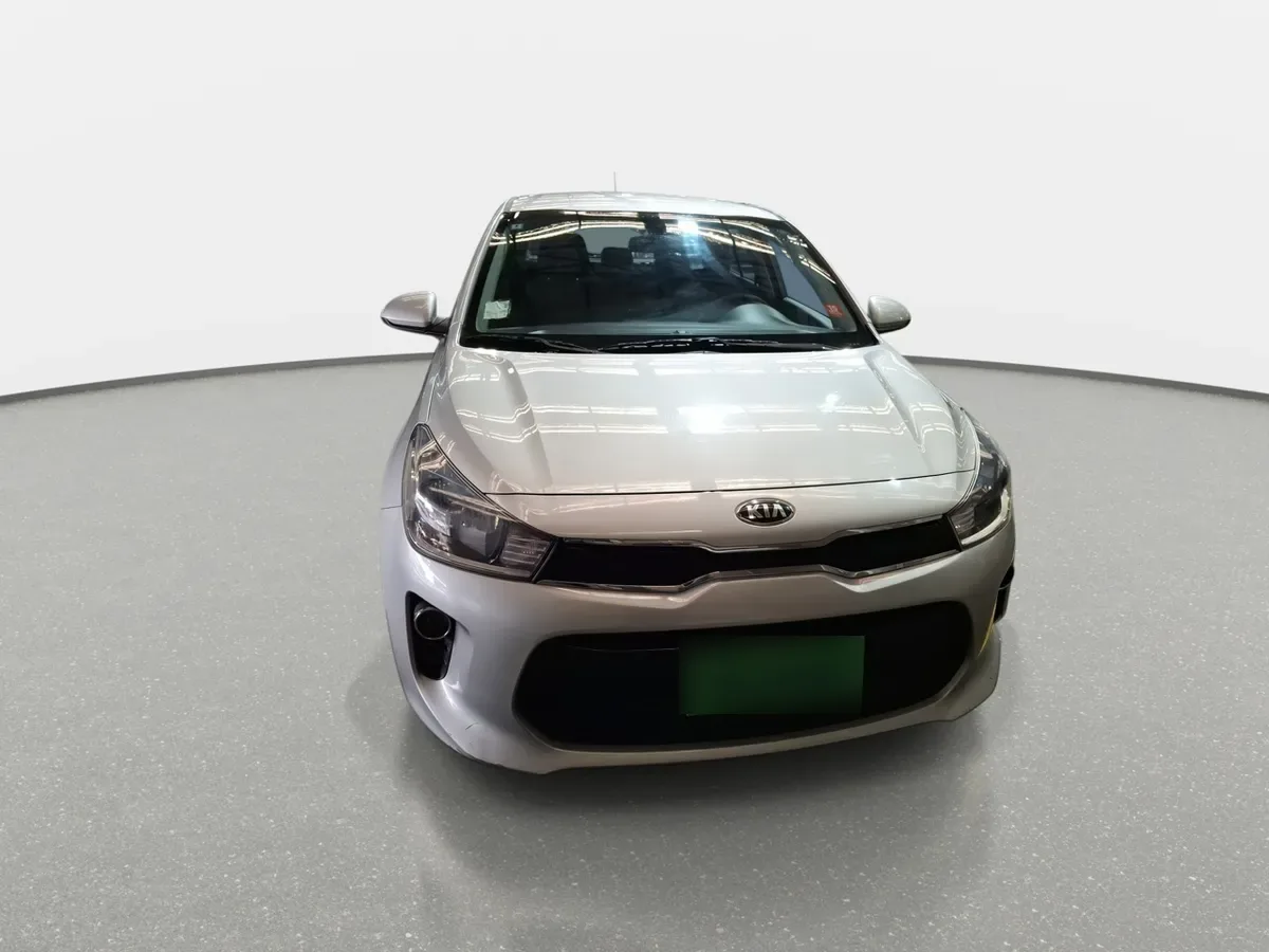Kia Rio 5 1.4 Ex 4x2 6mt 5p año 2020