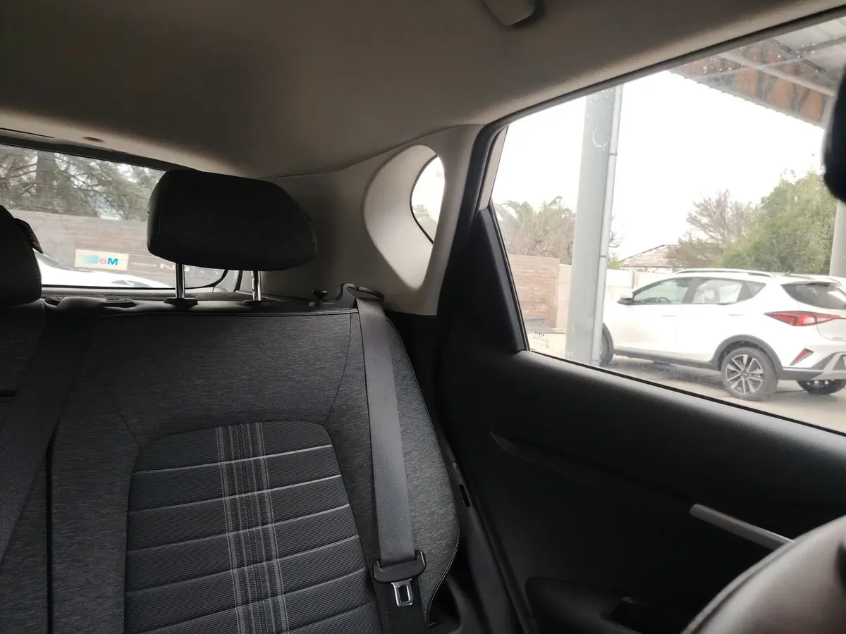 Kia Sonet 1.5 Ex 4x2 Ivt Ri At 5p año 2025