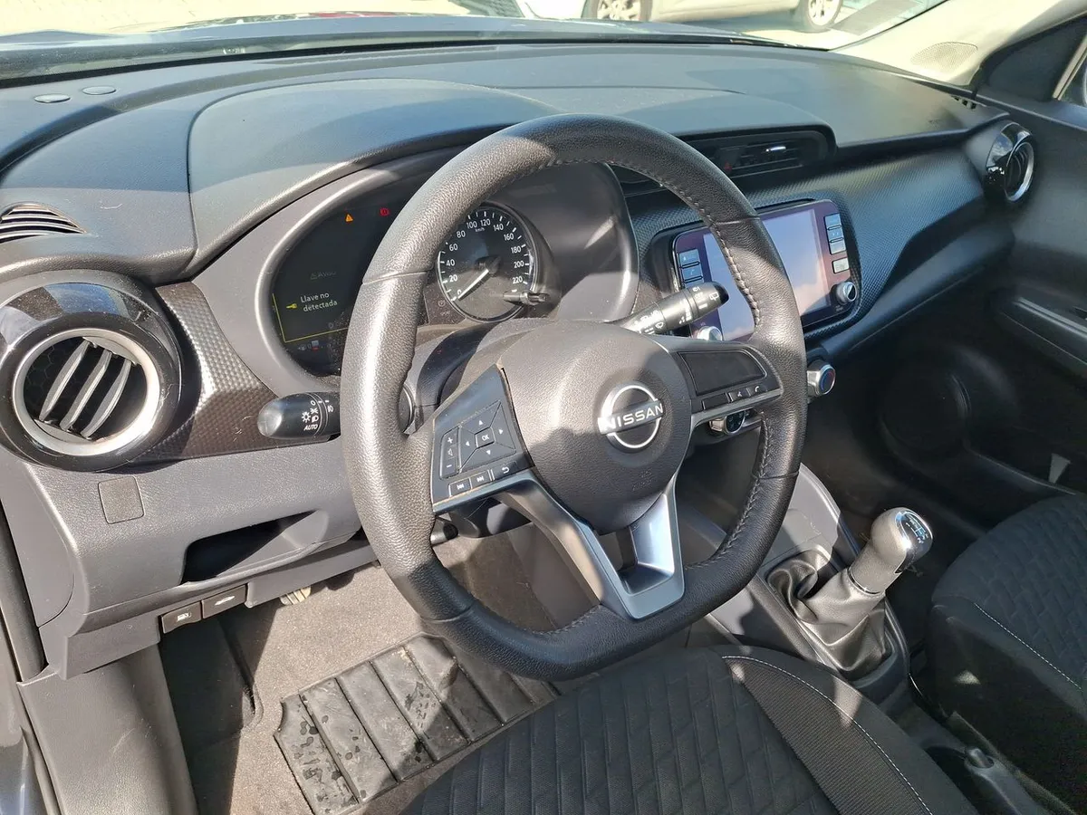 Nissan Kicks 1.6 Advance 4x2 Ncf Mt 5p año 2025