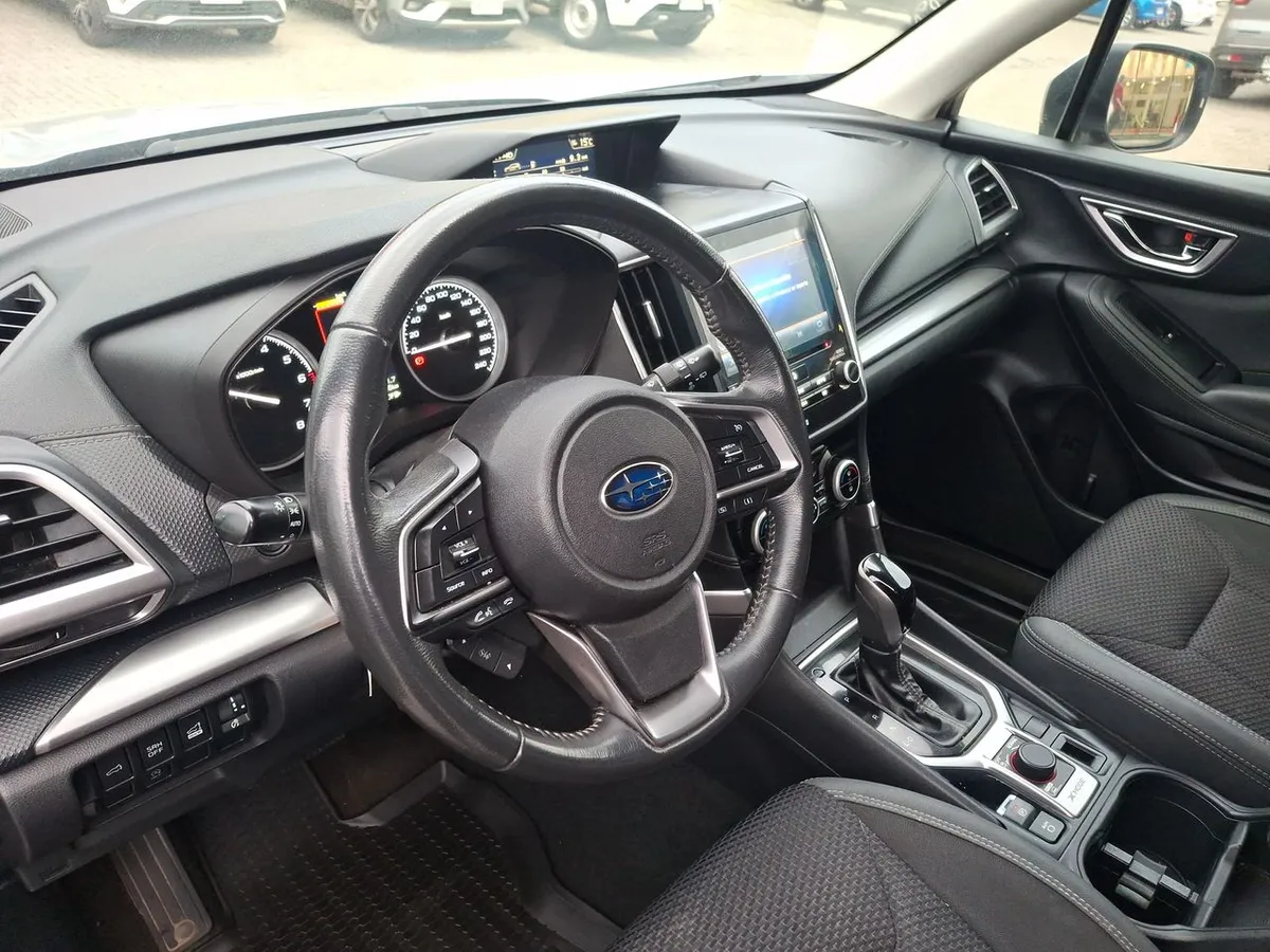 Subaru Forester 2.0i Dynamic Eyesight Awd At 5p año 2022