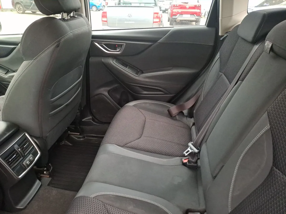 Subaru Forester 2.0i Dynamic Eyesight Awd At 5p año 2022