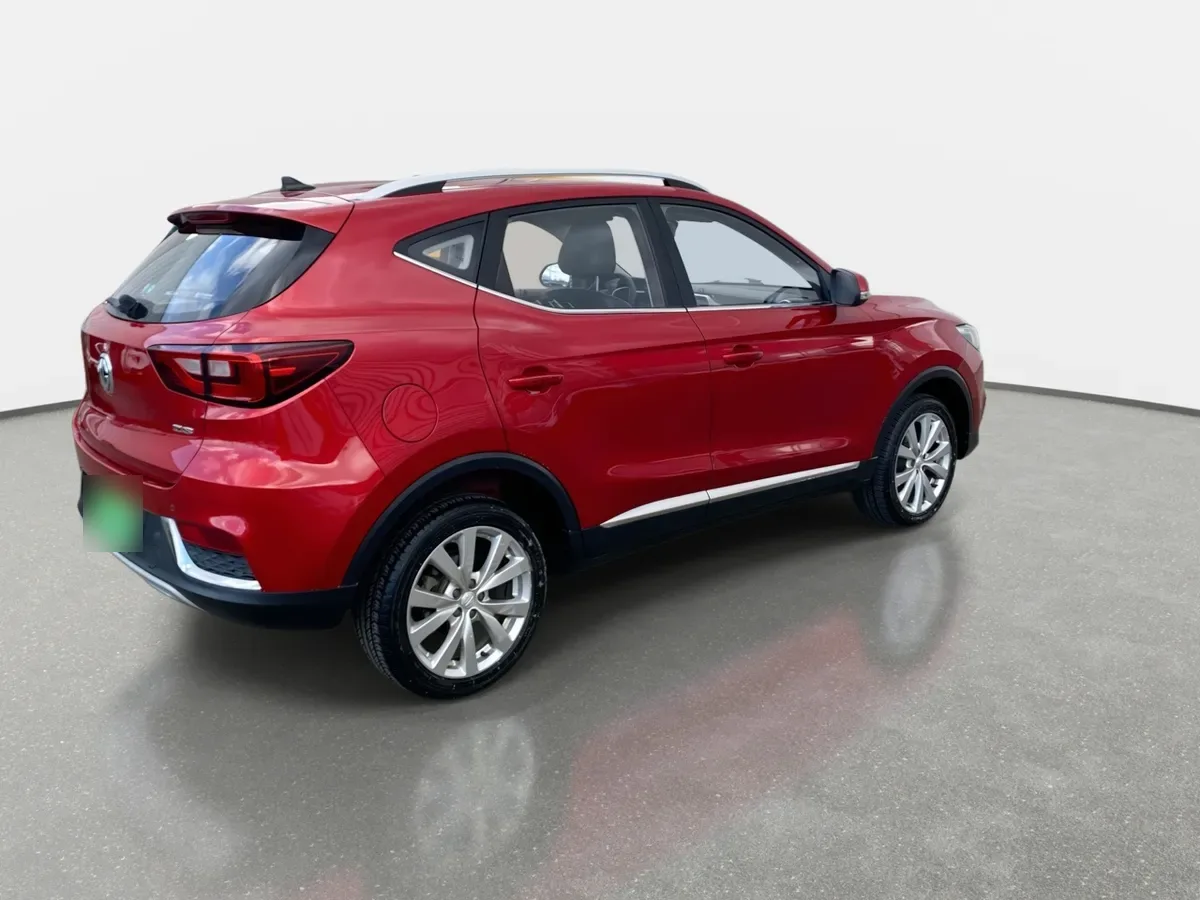MG Mg Zs 1.5 Std At 5p año 2024