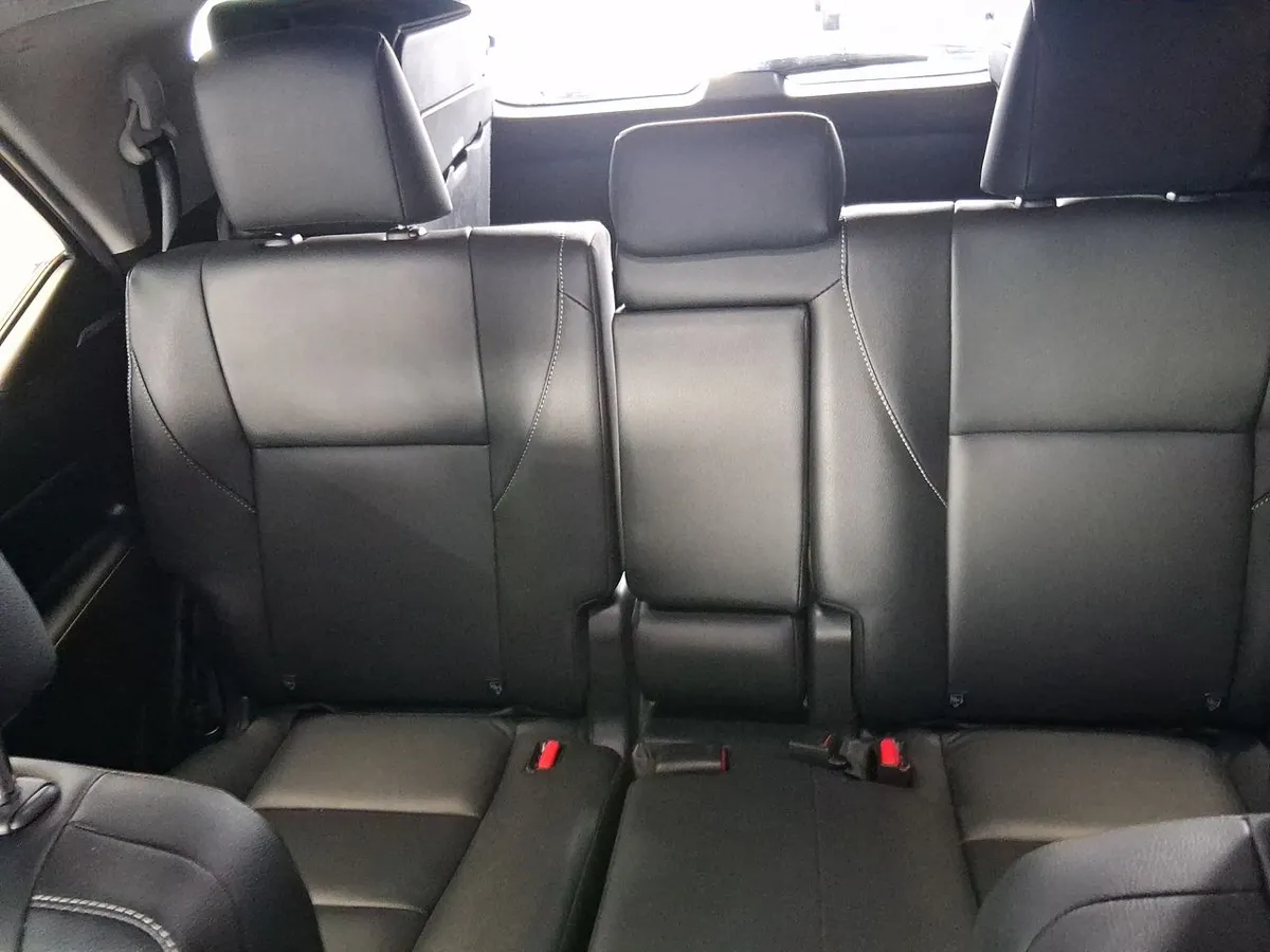 Toyota Fortunner 2.7 Srx 4x2 At 5p año 2022