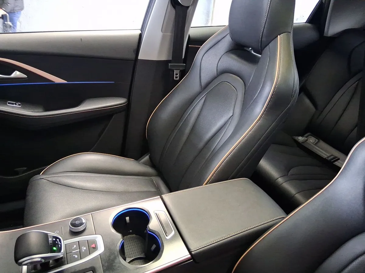 Omoda C5 1.5t Luxury 4x2 Cvt At 5p año 2024