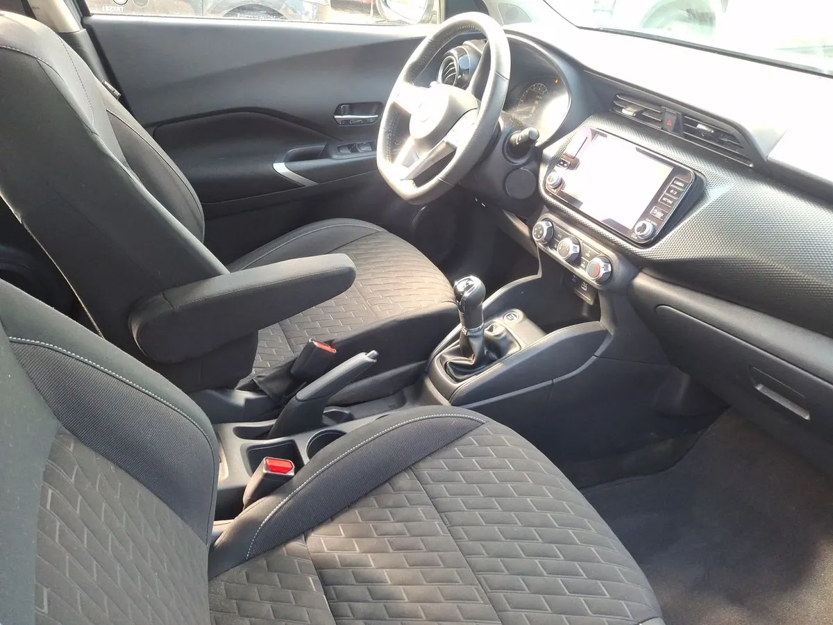 Nissan Kicks 1.6 Advance 4x2 Ncf Mt 5p año 2025