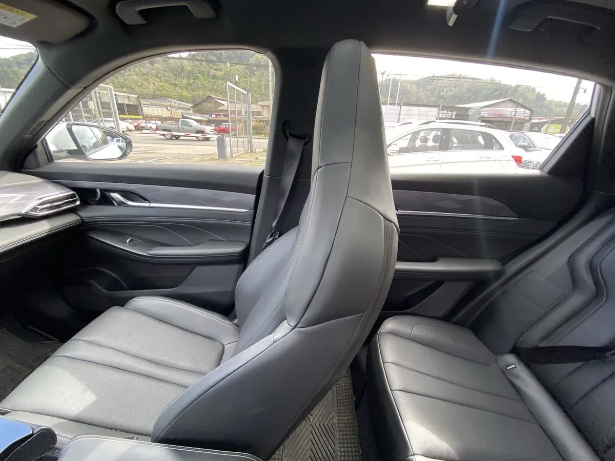 Dongfeng Mage Ev 2wd At 5p año 2026