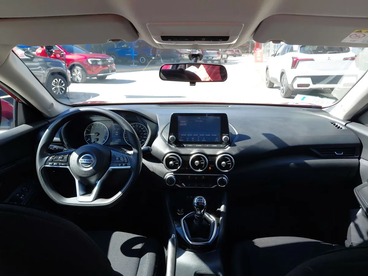 Nissan Sentra 2.0 Sense 4x2 Mt 4p año 2022