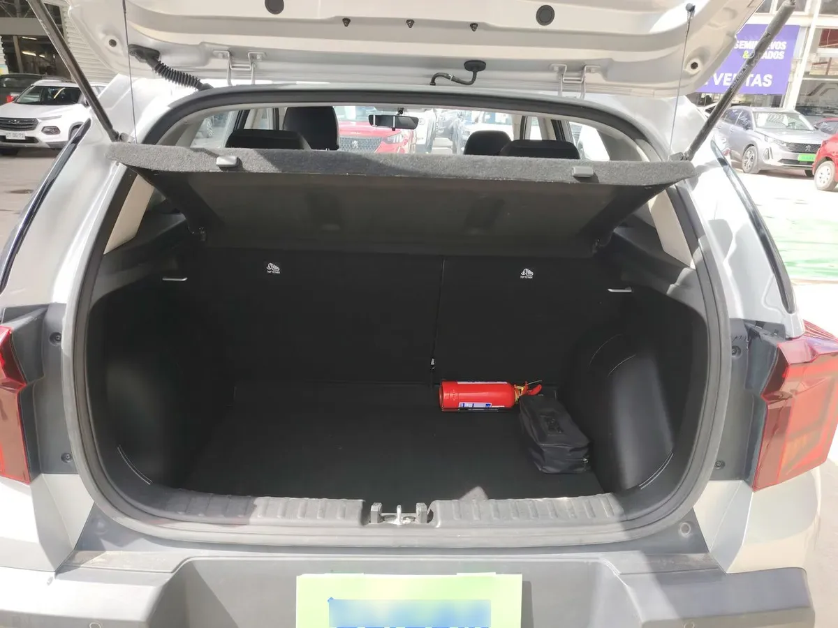 Kia Sonet 1.5 Ex 4x2 Ivt Ri At 5p año 2025