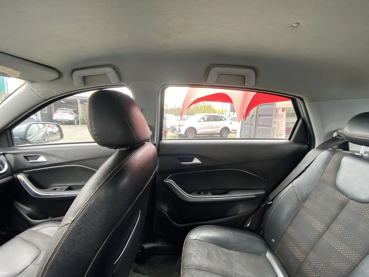 Chery Tiggo 2 1.5 Vvt Gls Cvt At 5p año 2021