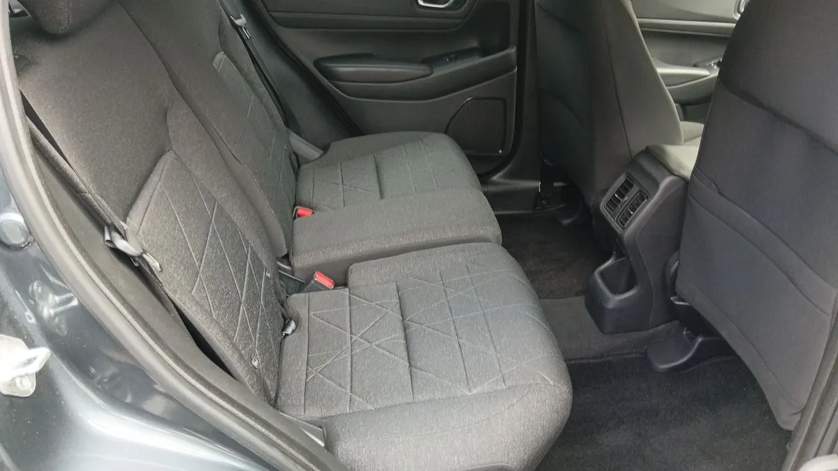 Honda Hr-V 1.5 Lx 4x2 Cvt At 5p año 2024