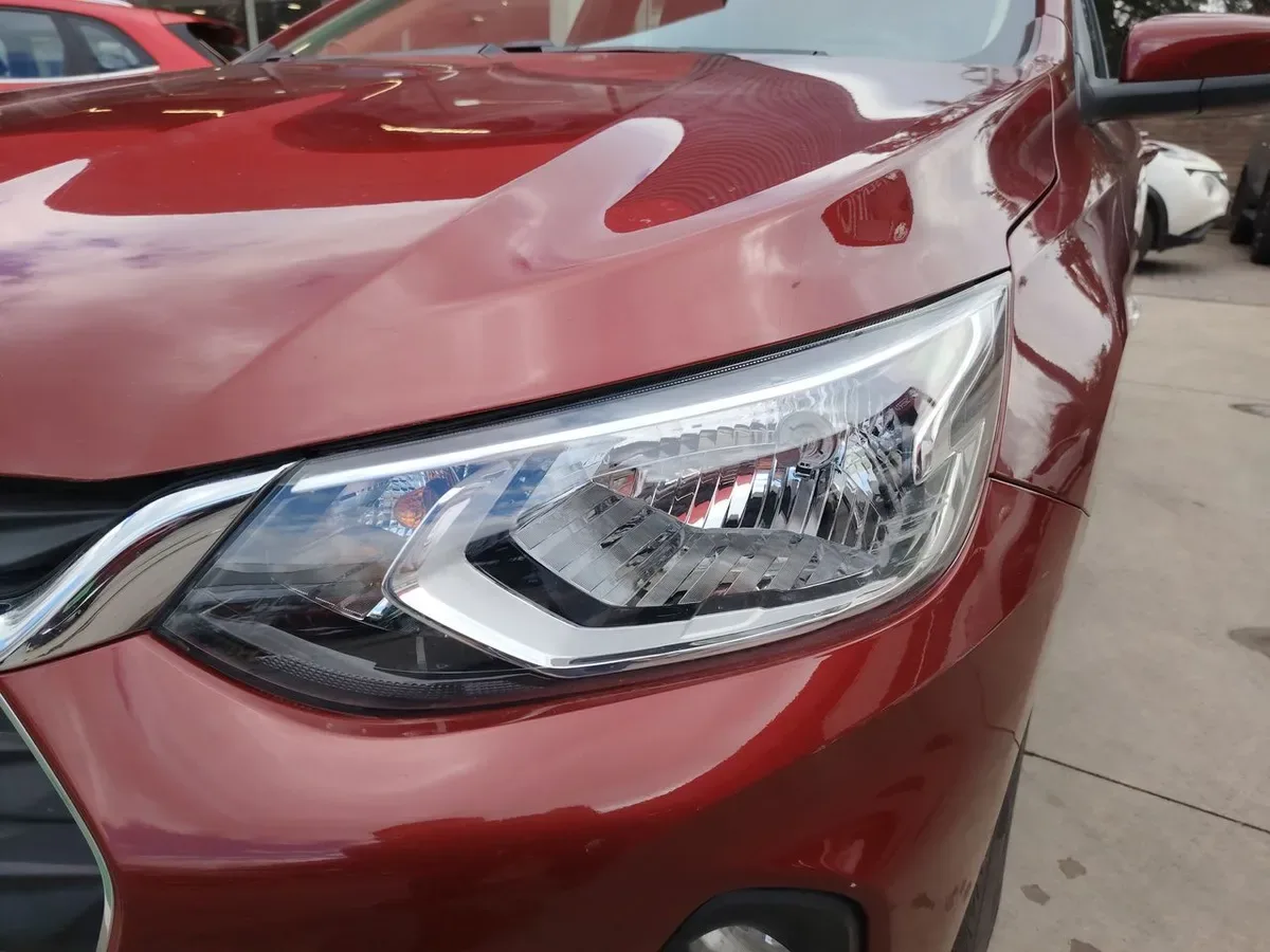 Chevrolet Onix 1.0t Ltz 4x2 Mt 5p año 2022